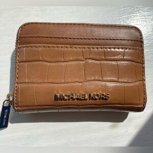 Michael Kors Leather Foldable Wallet